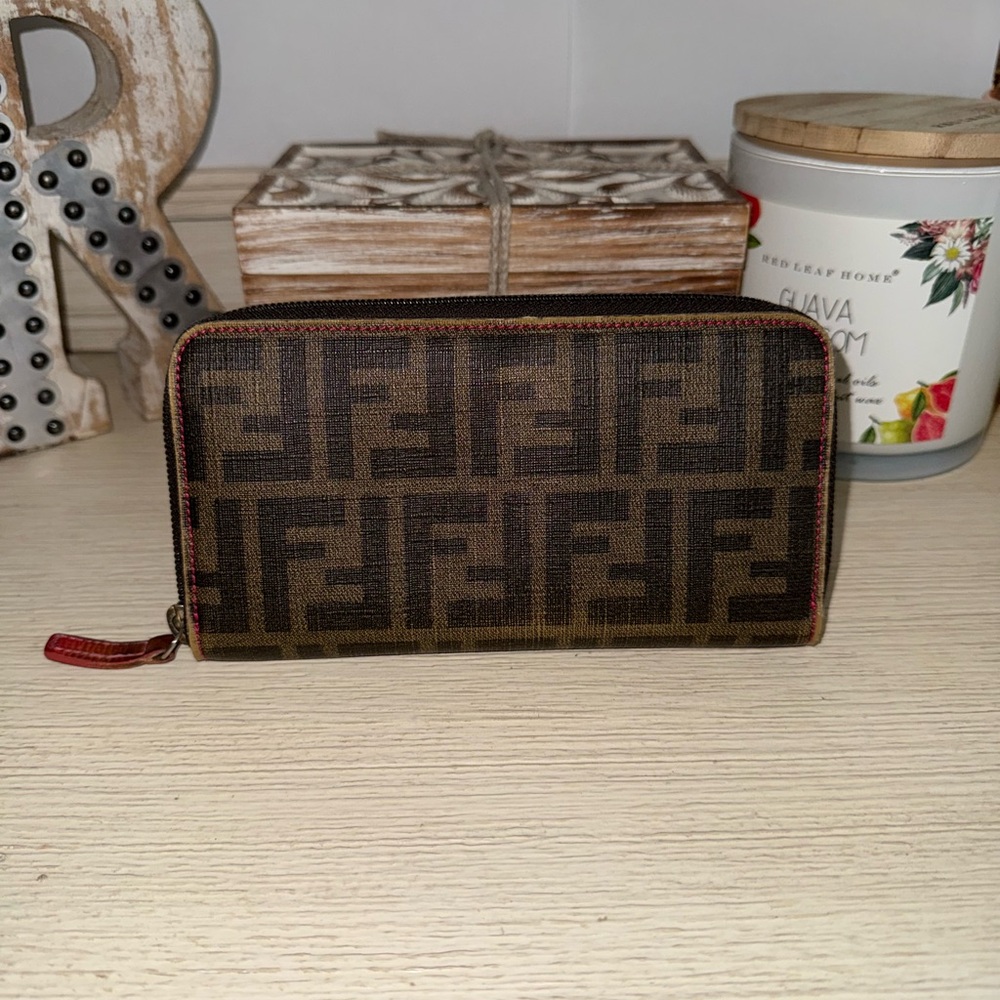 Fendi Brown Wallet with Iconic Pattern and Textured Finish